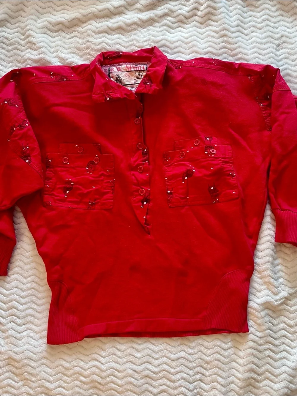 Vintage Women's Red Button-Pocket Pullover Top